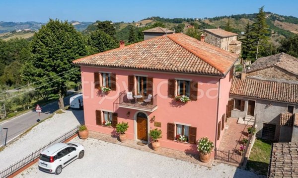 casa indipendente in vendita a Sogliano al Rubicone