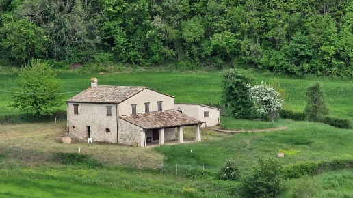casa indipendente in vendita a Sogliano al Rubicone in zona Rontagnano