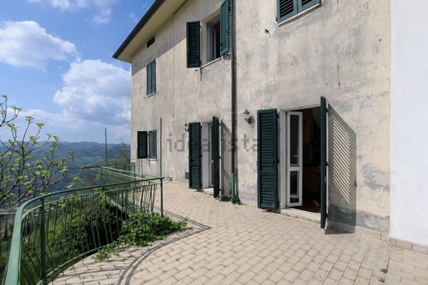 appartamento in vendita a Sogliano al Rubicone in zona Montepetra