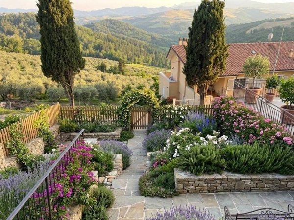 casa indipendente in vendita a Sogliano al Rubicone