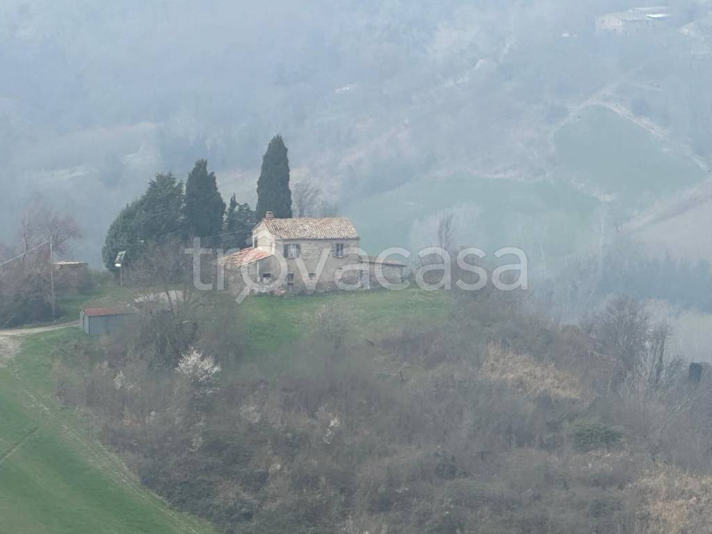 casa indipendente in vendita a Sogliano al Rubicone