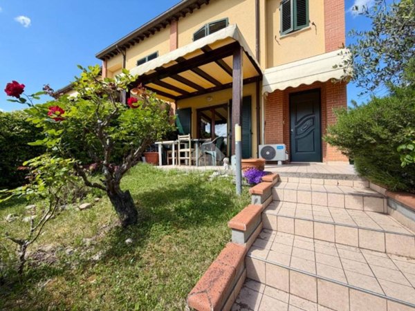casa indipendente in vendita a Sogliano al Rubicone in zona Vignola