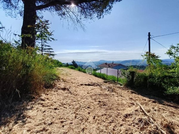casa indipendente in vendita a Sogliano al Rubicone