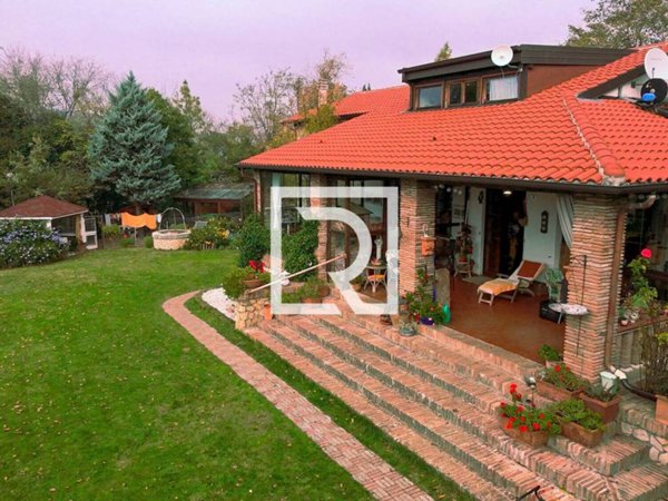 casa indipendente in vendita a Sogliano al Rubicone in zona Vignola