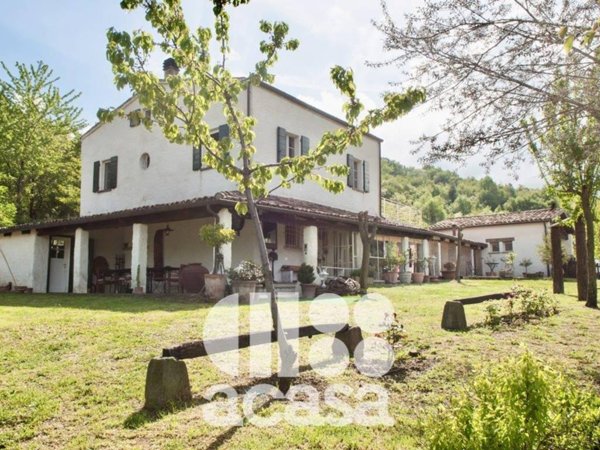 casa indipendente in vendita a Sogliano al Rubicone in zona Rontagnano