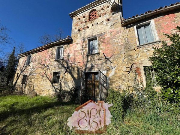 casa indipendente in vendita a Tredozio