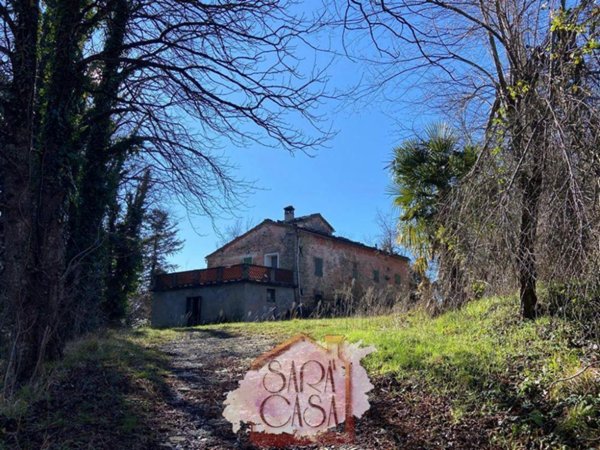 casa indipendente in vendita a Tredozio