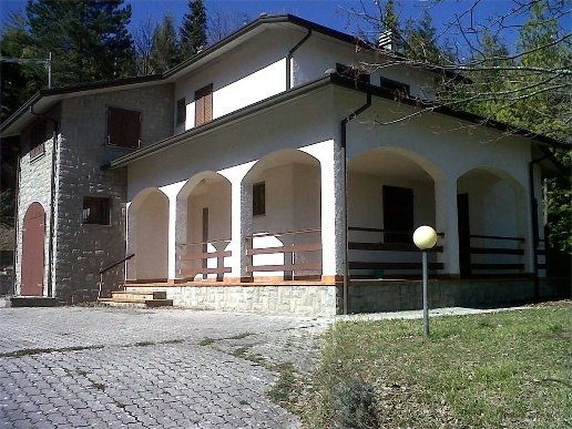 casa indipendente in vendita a Tredozio