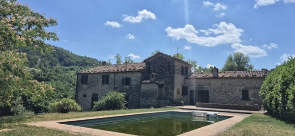casa indipendente in vendita a Tredozio