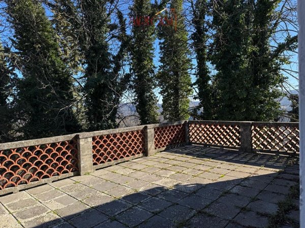 casa indipendente in vendita a Tredozio