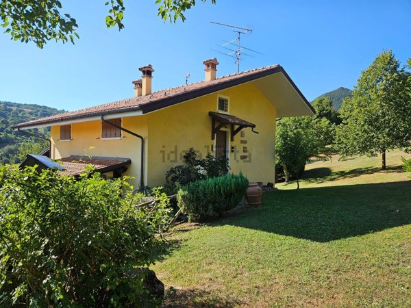 casa indipendente in vendita a Verghereto in zona Balze