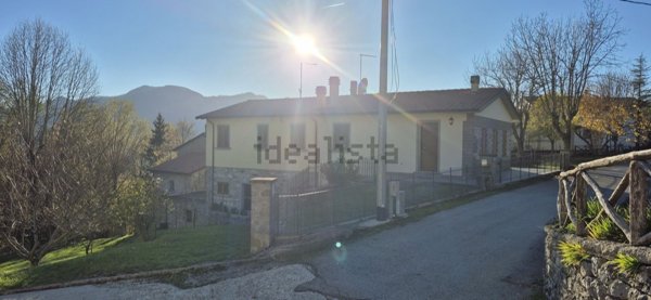 casa indipendente in vendita a Verghereto in zona Montecoronaro