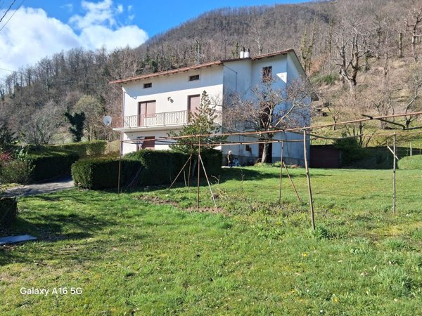 casa indipendente in vendita a Verghereto in zona Alfero