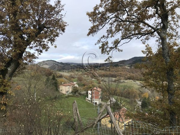 appartamento in vendita a Verghereto in zona Ville di Montecoronaro