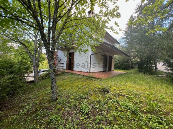 casa indipendente in vendita a Verghereto