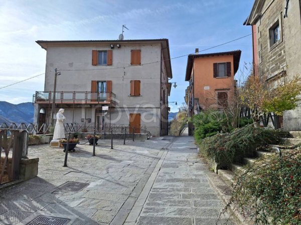 casa indipendente in vendita a Verghereto