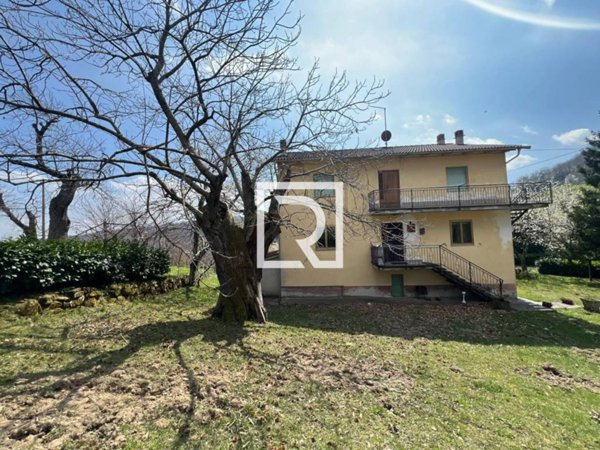 casa indipendente in vendita a Verghereto in zona Alfero