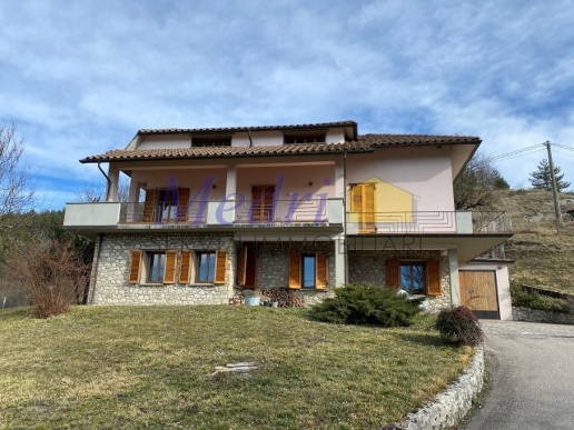 casa indipendente in vendita a Verghereto