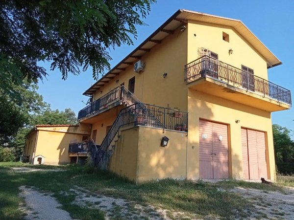 appartamento in vendita ad Acqualagna