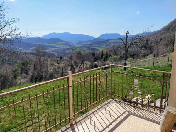 casa indipendente in vendita ad Acqualagna