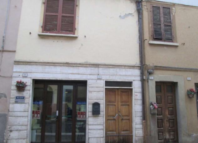 negozio in vendita ad Acqualagna