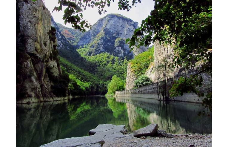 appartamento in vendita ad Acqualagna