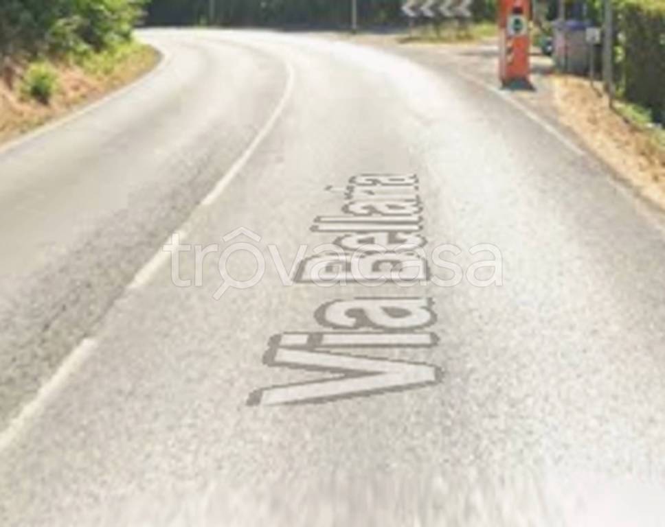 negozio in vendita ad Acqualagna in zona Bellaria