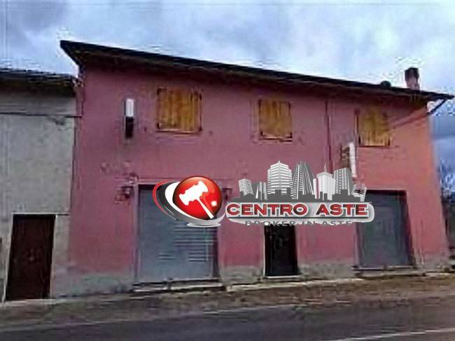 appartamento in vendita ad Acqualagna in zona Bellaria