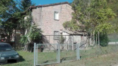 casa indipendente in vendita ad Acqualagna in zona Petriccio