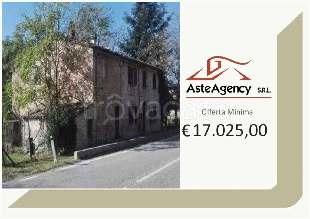 appartamento in vendita ad Acqualagna in zona Petriccio