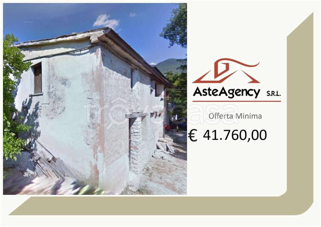 appartamento in vendita ad Acqualagna in zona Case nuove