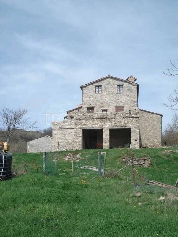 casa indipendente in vendita ad Apecchio
