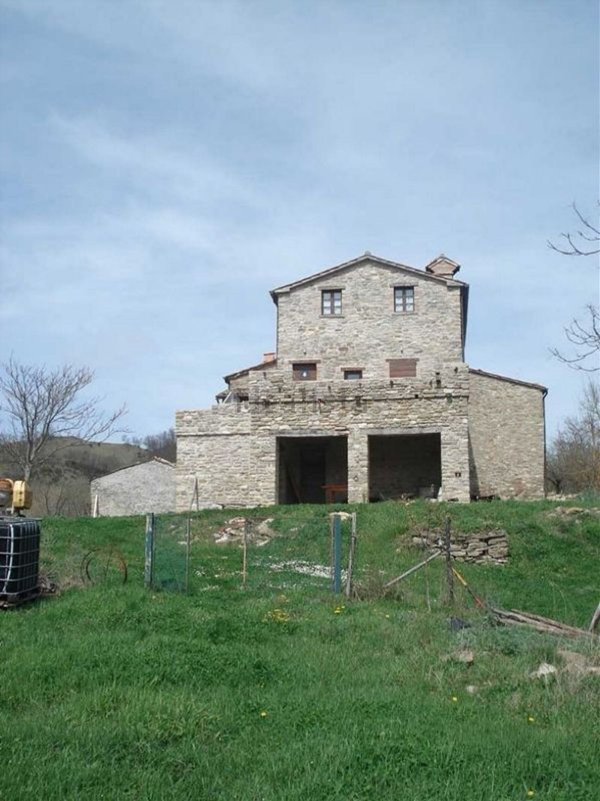 casa indipendente in vendita ad Apecchio