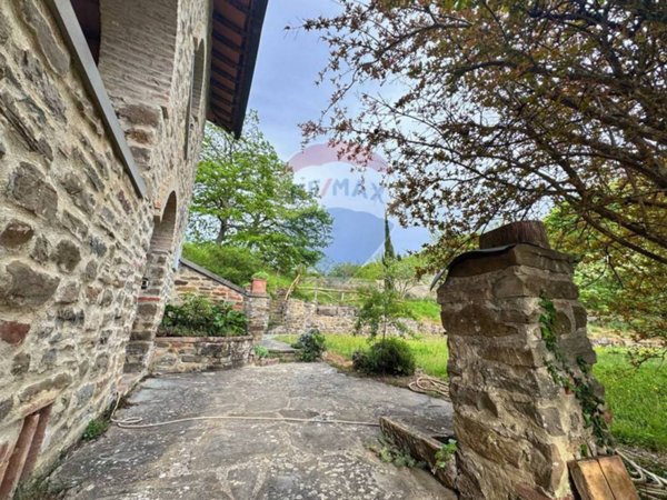 casa indipendente in vendita ad Apecchio