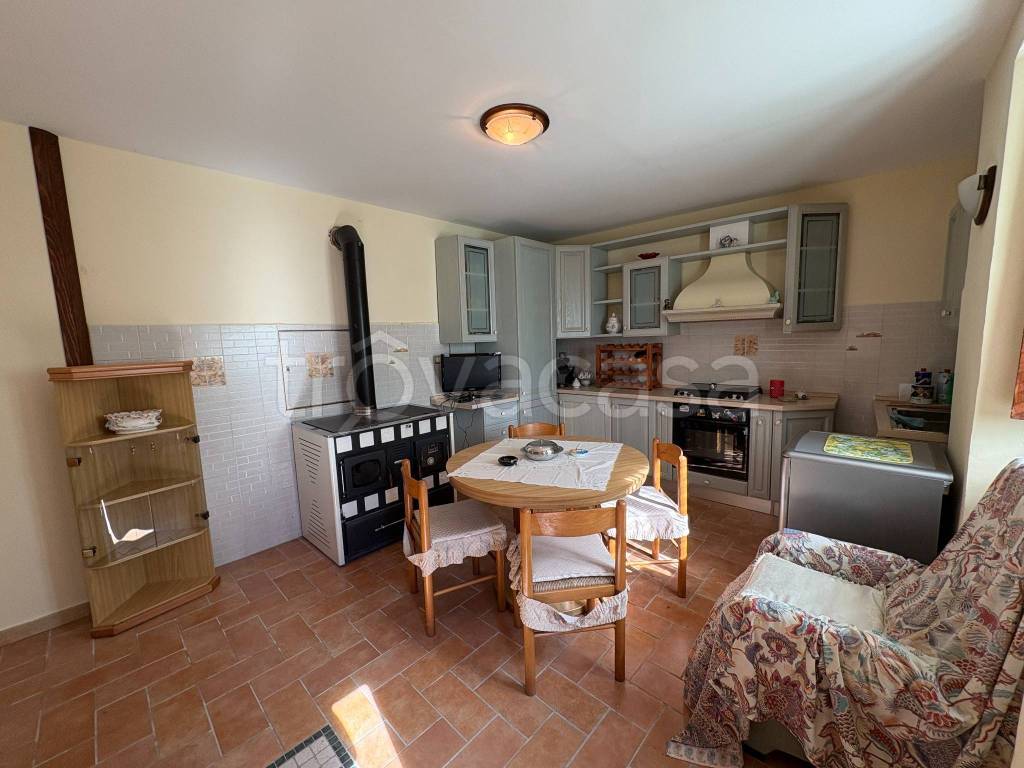 appartamento in vendita ad Apecchio in zona Serravalle di Carda