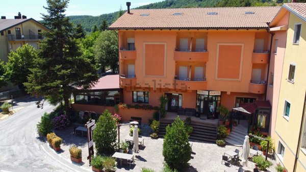 negozio in vendita ad Apecchio in zona Serravalle di Carda