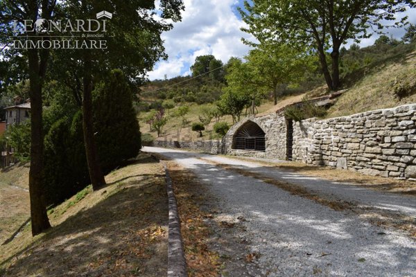 negozio in vendita ad Apecchio