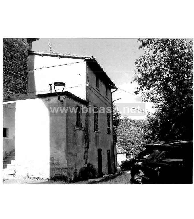 casa indipendente in vendita ad Apecchio in zona Pian di Molino