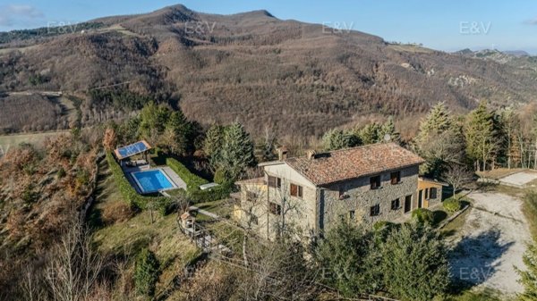 casa indipendente in vendita ad Apecchio