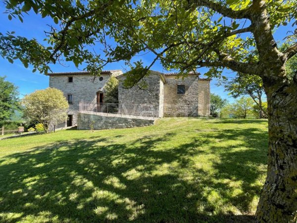 casa indipendente in vendita ad Apecchio