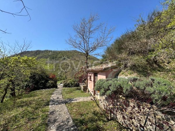 casa indipendente in vendita ad Apecchio