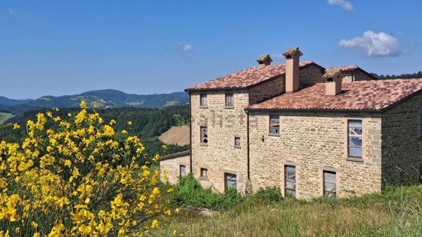 casa indipendente in vendita ad Apecchio