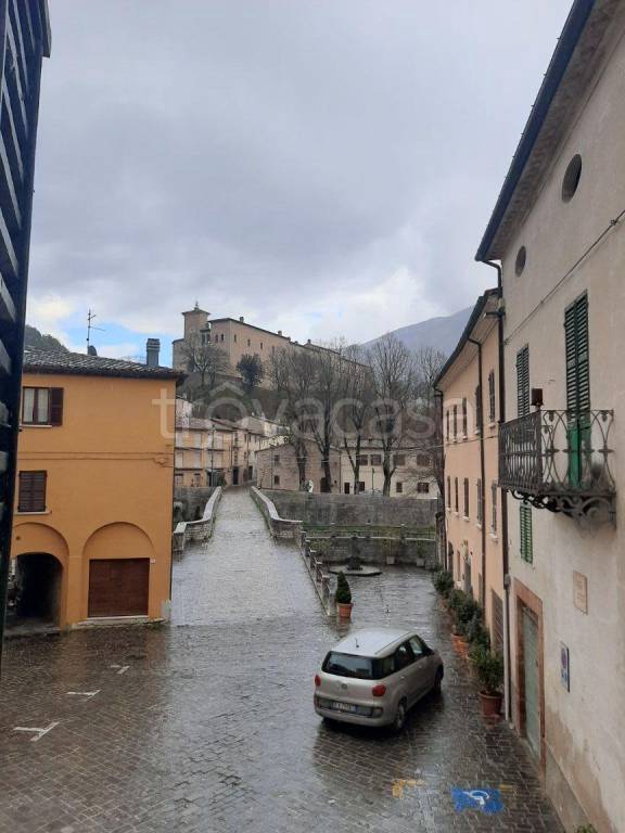 casa indipendente in vendita ad Apecchio in zona Pian di Molino