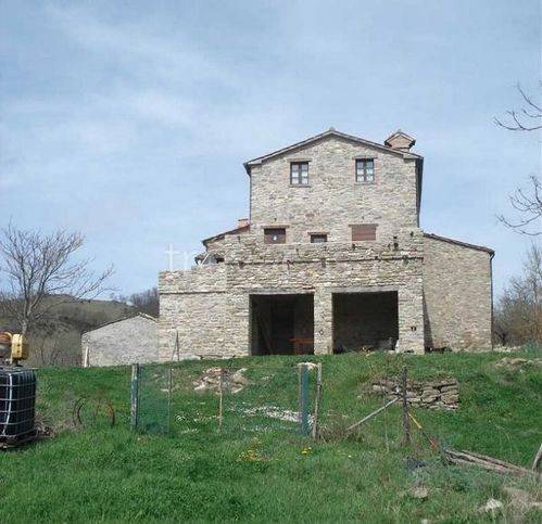 casa indipendente in vendita ad Apecchio