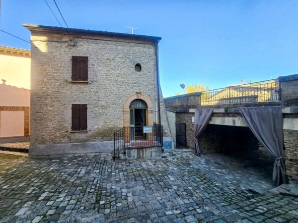 appartamento in vendita a Belforte all'Isauro