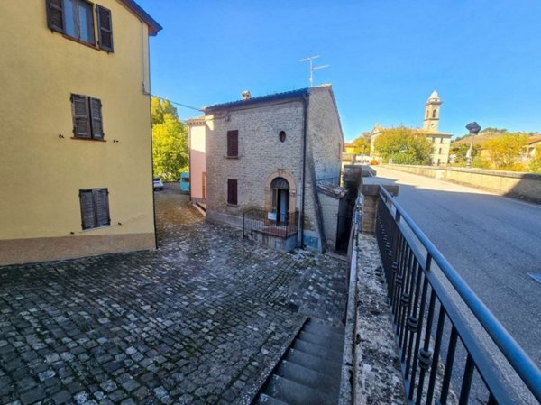 appartamento in vendita a Belforte all'Isauro