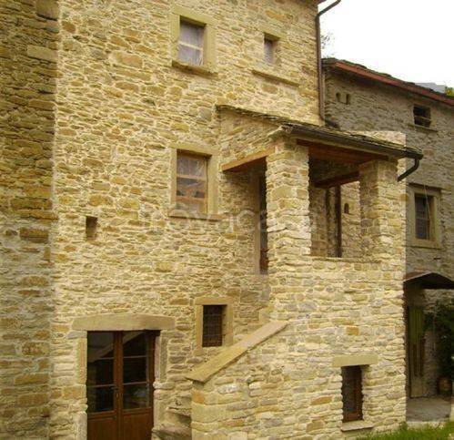 casa indipendente in vendita a Borgo Pace
