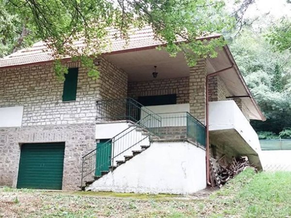 casa indipendente in vendita a Borgo Pace