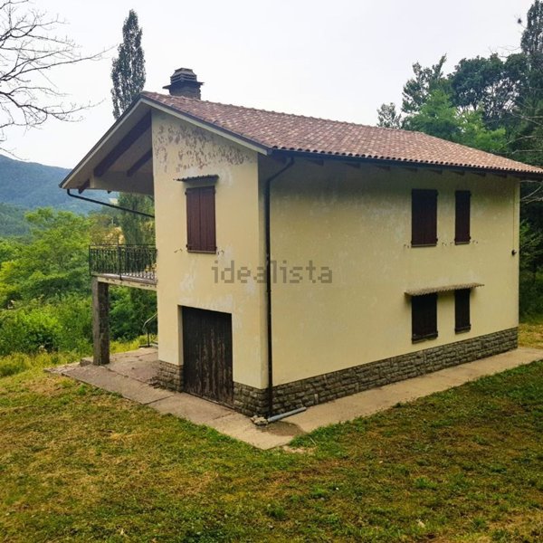 casa indipendente in vendita a Borgo Pace