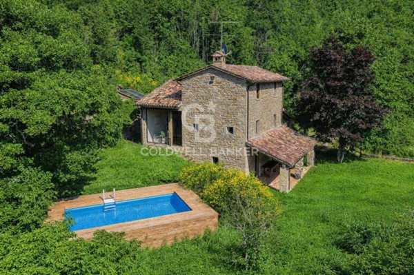 casa indipendente in vendita a Borgo Pace in zona Sompiano